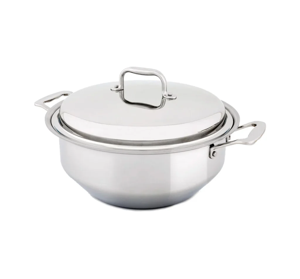 360-6-quart-slow-cooker-on-base-revised_2